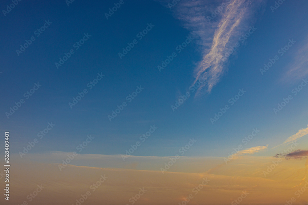 clouds NUBES. CIELO AZUL