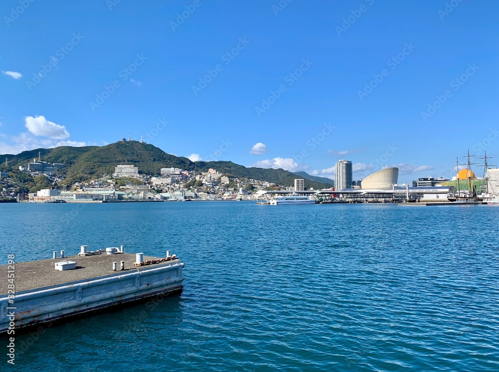 Obraz premium 稲佐山と長崎港