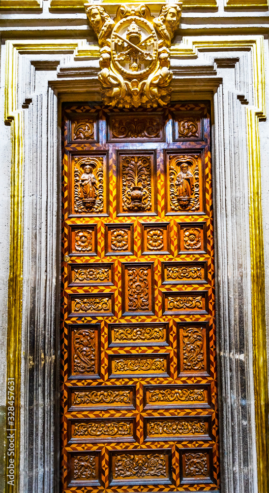 Fototapeta Basilica Coloful Wood Door Puebla Cathedral Mexico