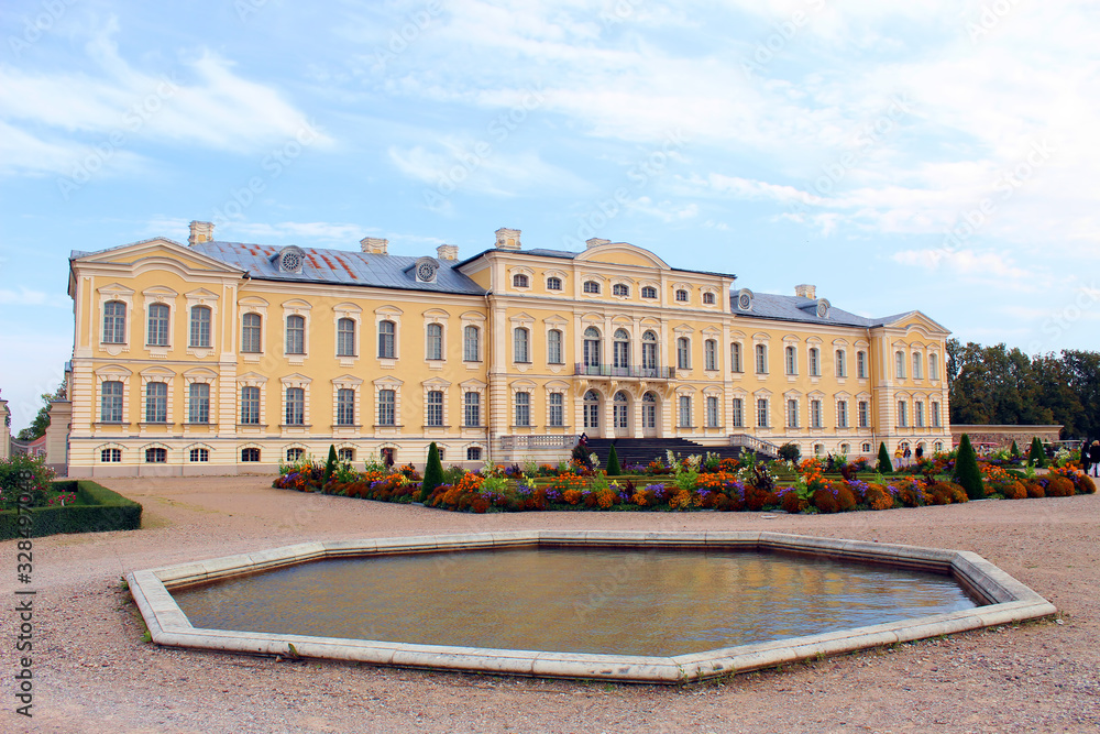 Obraz premium Old Palace in the Latvia