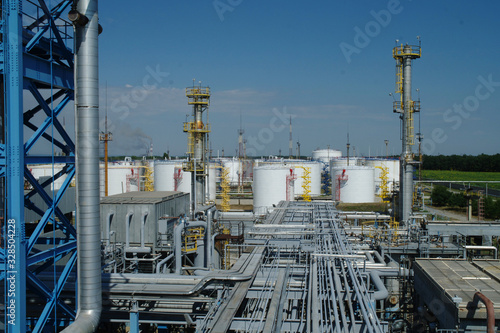 Obraz na płótnie Chemical plant in the blue sky w salonie