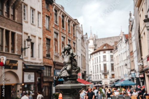 Brueghel Fountain in Bruxelles photo