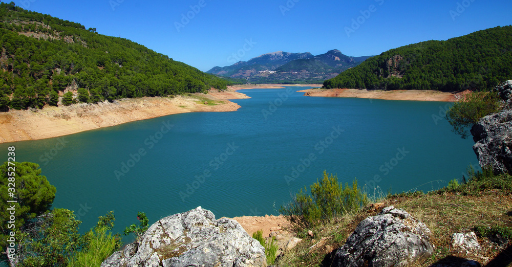 Obraz premium embalse de tranco de beas