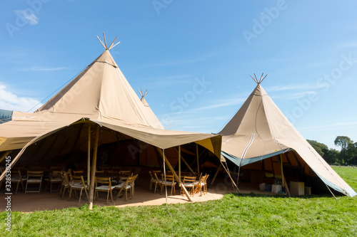 marques for wedding reception teepee style © Jenny