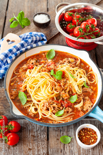 Linguine mit Sauce Bolognese