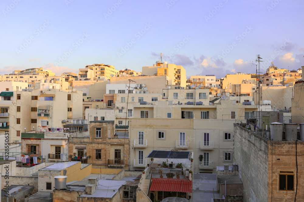 Über den Dächern in Valletta