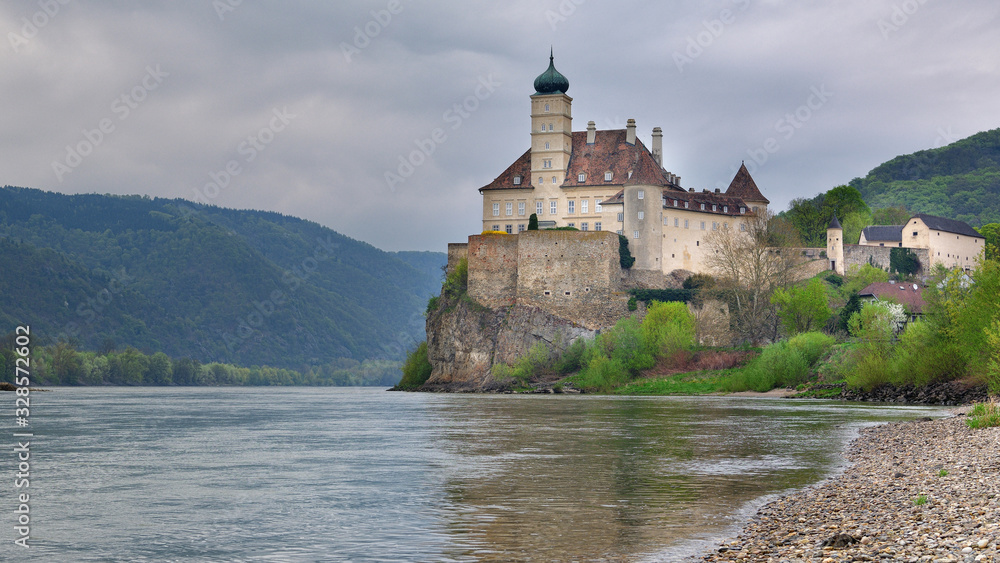 Schloss Schönbühel an der Donau