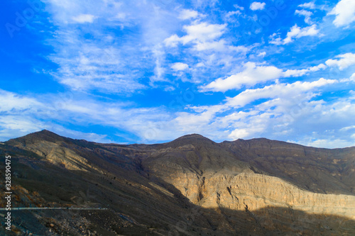 mountains and blue sky © Manthan Gupta