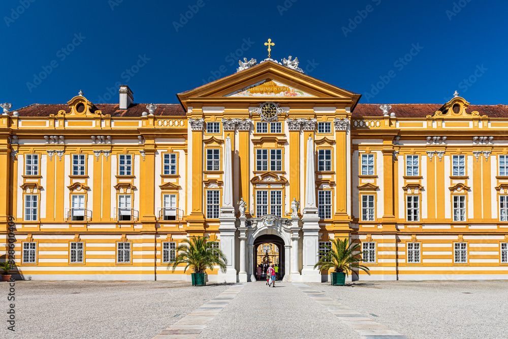 Fototapeta premium Melk Abbey in Wachau, Austria