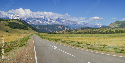 Mountain road, panoramic image, Chuiski tract, Altai