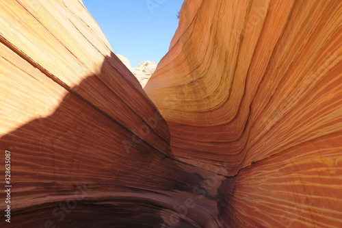 Small Wave rock formation, Arizona