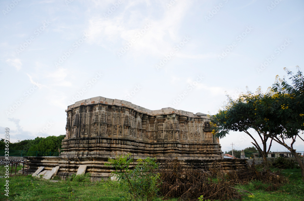 Shantinatha Basadi, a Jain temple dedicated to the sixteenth Tirthankar Shantinatha, near Shravanabelagola, Karnataka, India Shantinatha Basadi, a Jain temple dedicated to the sixteenth Tirthankar Shantinatha, near Shravanabelagola, Karnataka, India