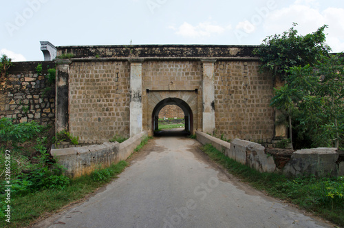 One of the entrance gate of Srirangapatna Fort, built by the Timmanna Nayaka in 1454, the fort came to prominence during the rule of Tipu Sultan, Srirangapatna, Karnataka, India