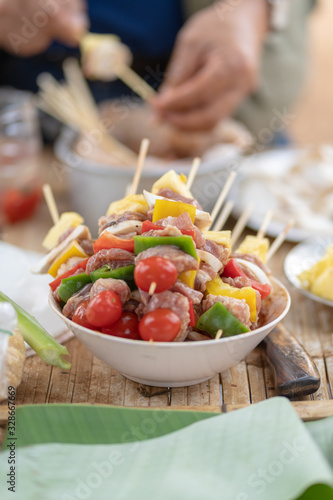 prepare barbecue meat with barbecue skewers, cooking time
