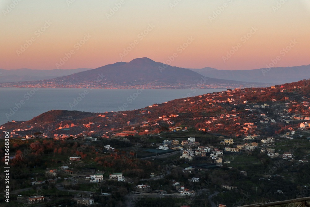 Termini - Vesuvio al tramonto da Monte Costanzo