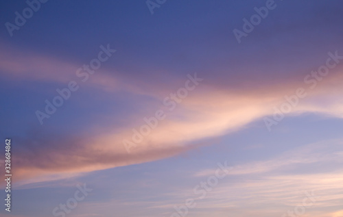 Slice of the sky during sunset © IURII