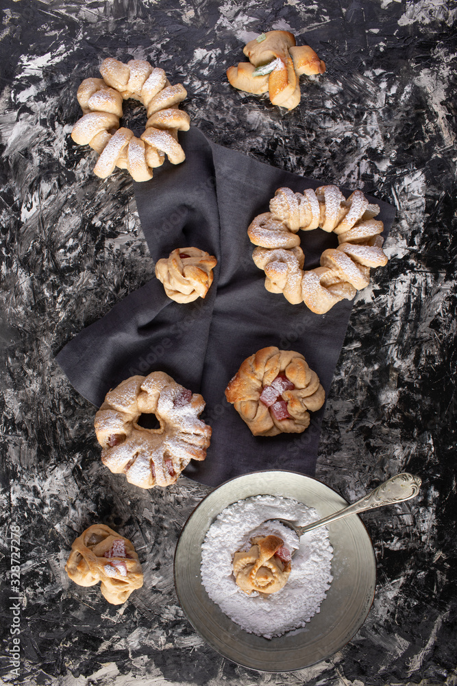 Brioches with icing sugar Brioches with icing sugar