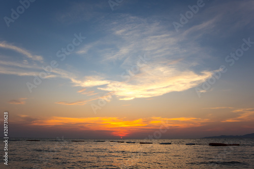 Sunset over Gulf of Thailand © gumbao