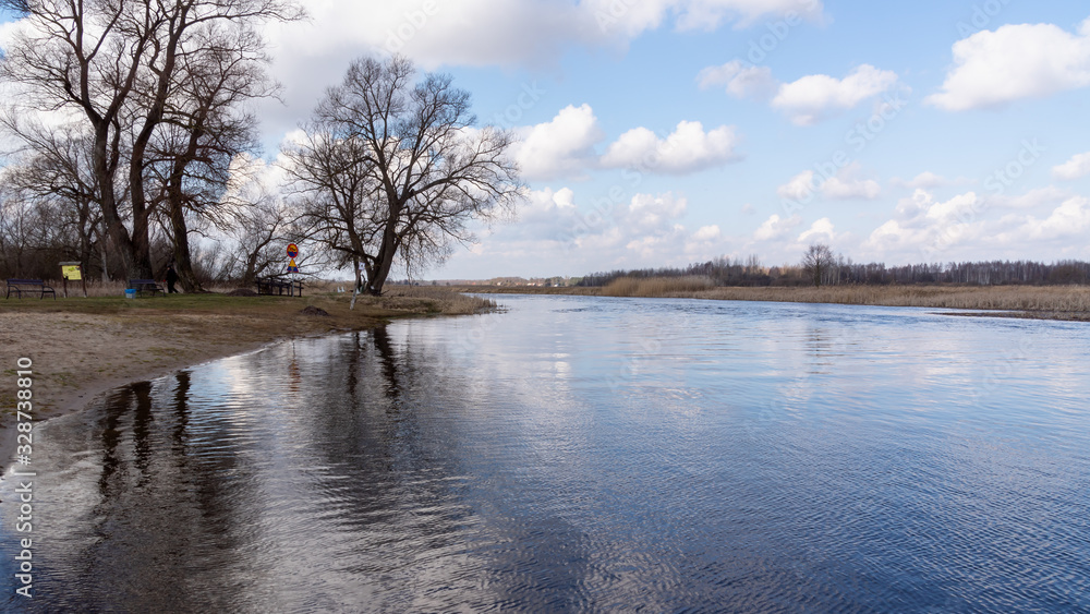 Goniądz - miasto nad Biebrzą. Biebrzański Park Narodowy, Podlasie, Polska Goniądz - miasto nad Biebrzą. Biebrzański Park Narodowy, Podlasie, Polska