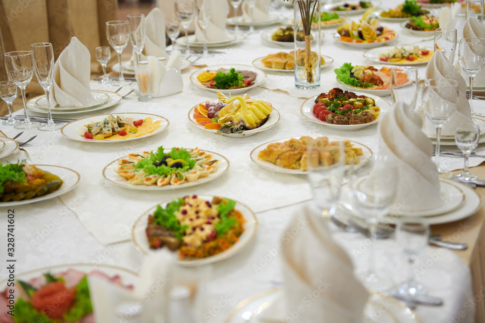 a table set in the restaurant, food and drink