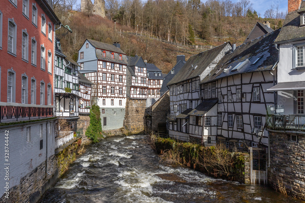 Fototapeta premium Half-timbered houses along the rur river in Monschau,