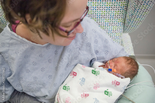 mom with nicu baby