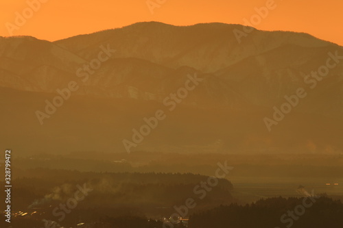 Wallpaper Mural 夕焼けの北上市街地 Torontodigital.ca