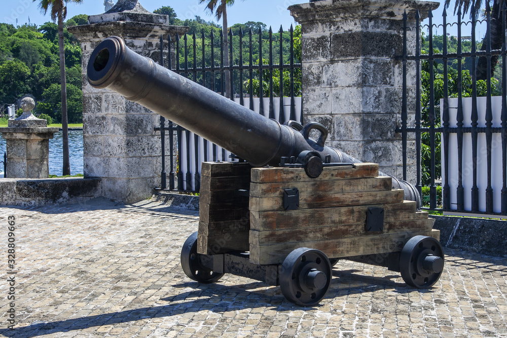 Havana, Cuba, August 2017 A canon at the Castillo de la Real Fuerza Havana, Cuba, August 2017 A canon at the Castillo de la Real Fuerza
