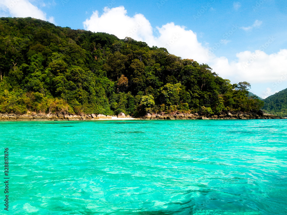 Fototapeta premium Beach and tropical sea, Surin Island, Phang-Nga Province, Thailand.