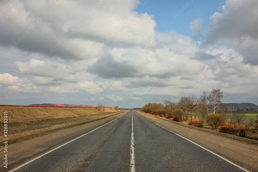 Fototapeta premium On the road