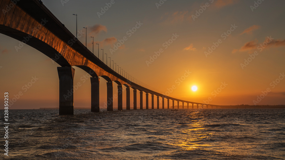Le pont de l'ile de Ré