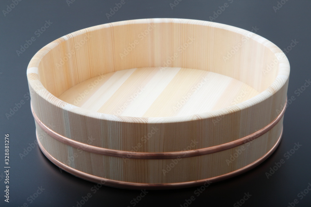 日本の寿司桶イメージ