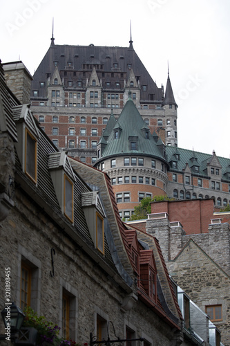 Chateau Frontenac Québec vue de la basse ville