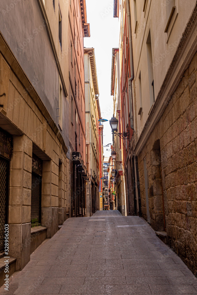 Fototapeta premium narrow street in bilbao euskadi