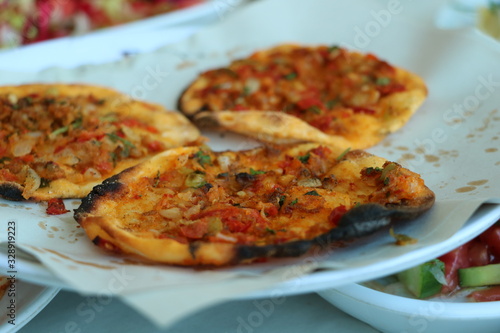 Wallpaper Mural kebap, salad Torontodigital.ca