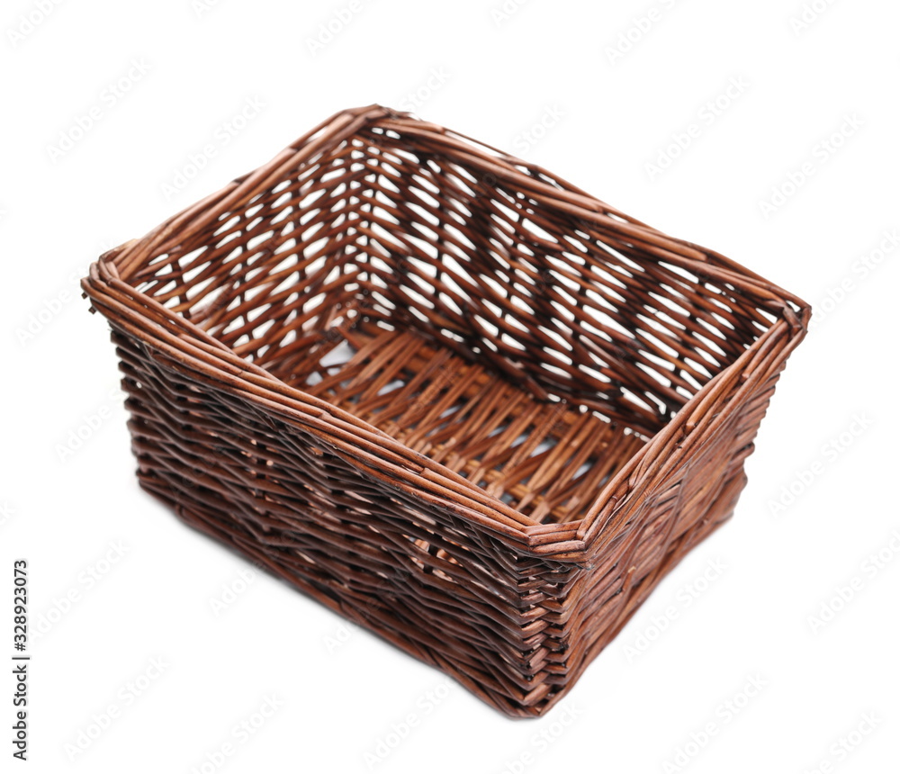 Obraz premium Empty wooden wicker basket isolated on white background