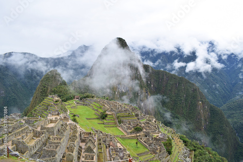 Fotografia tomada a Machu Picchu una de las 7 maravillas del mundo ubicada en Cusco,  Perú