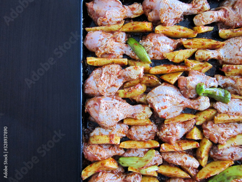  prepared in a sauce to cook chicken in the oven tray, 