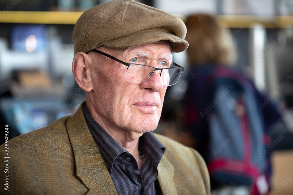 Portraitof senior man Portraitof senior man