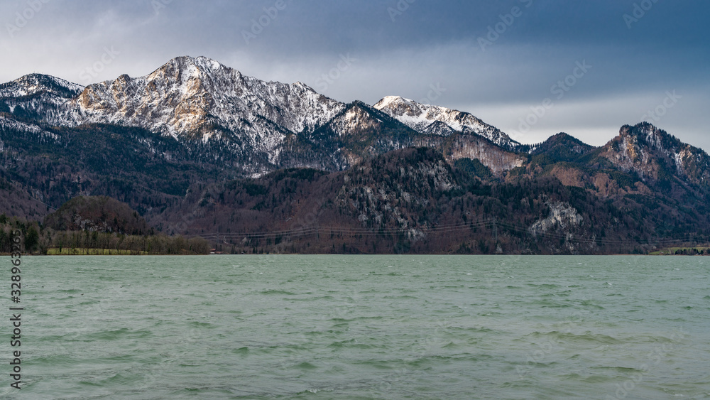 Morgenstimmung am Kochelsee in Bayern Morgenstimmung am Kochelsee in Bayern