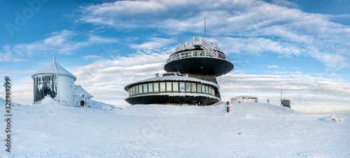 Fototapeta Naklejka Na Ścianę i Meble -  Winter landscape of Sniezka mountain in Poland - Panorama
