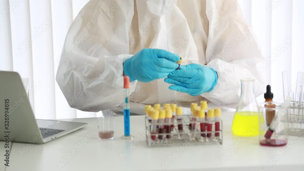 Close-up hands Scientists are experimenting with laboratories to compare vaccines to treat epidemics. Close-up hands Scientists are experimenting with laboratories to compare vaccines to treat epidemics.