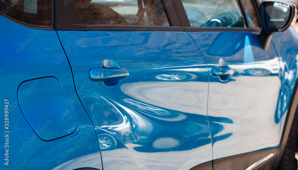 Obraz premium car side view, design elements and reflection, glare