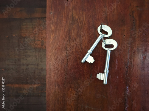 key to success hang on wooden wall