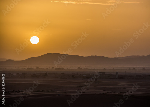 Sonnenuntergang in der Wüste 2