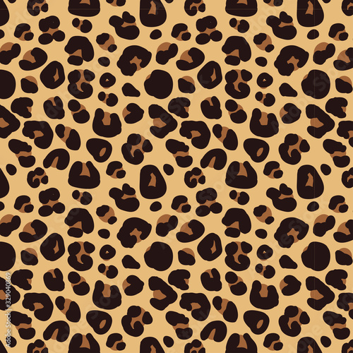 Wild animal seamless pattern, vector background.