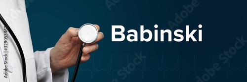 Babinski. Arzt im Kittel hält Stethoskop. Das Wort Babinski steht daneben. Symbol für Medizin, Krankheit, Gesundheit photo