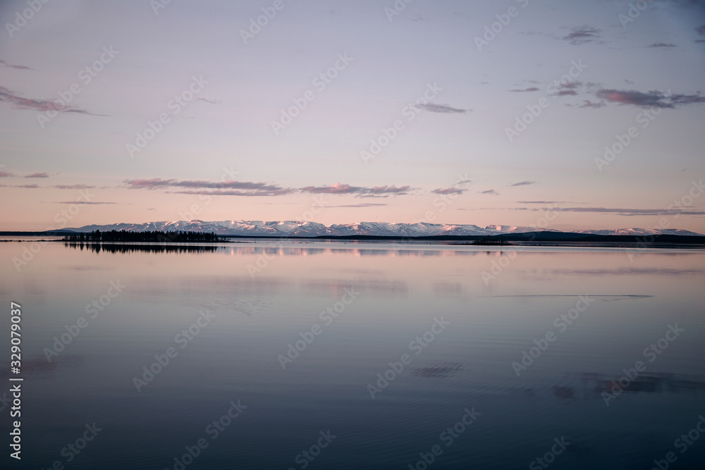 Fototapeta premium sunset over the lake