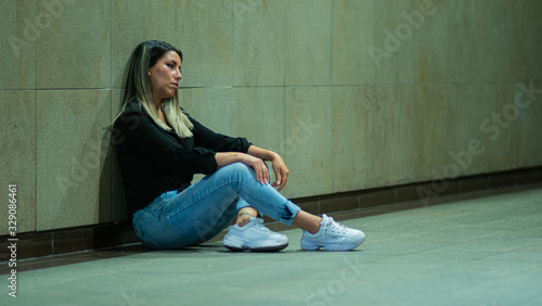 photo shoot young woman hall hotel