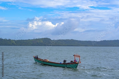 Fishing family